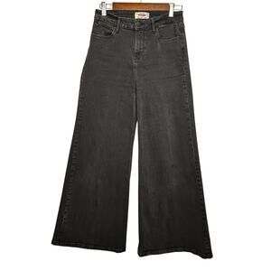 Wrangler High Rise Ultra Wide Leg Jeans Black Size 6 5-Pocket Denim